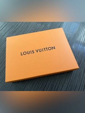 Louis Vuitton Authentic garment small empty box